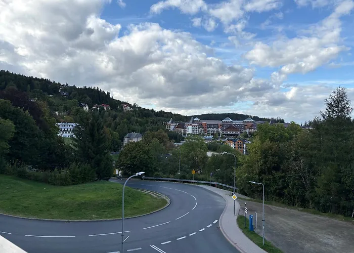 Triventi Mountain Mietowy Zakatek كارباش